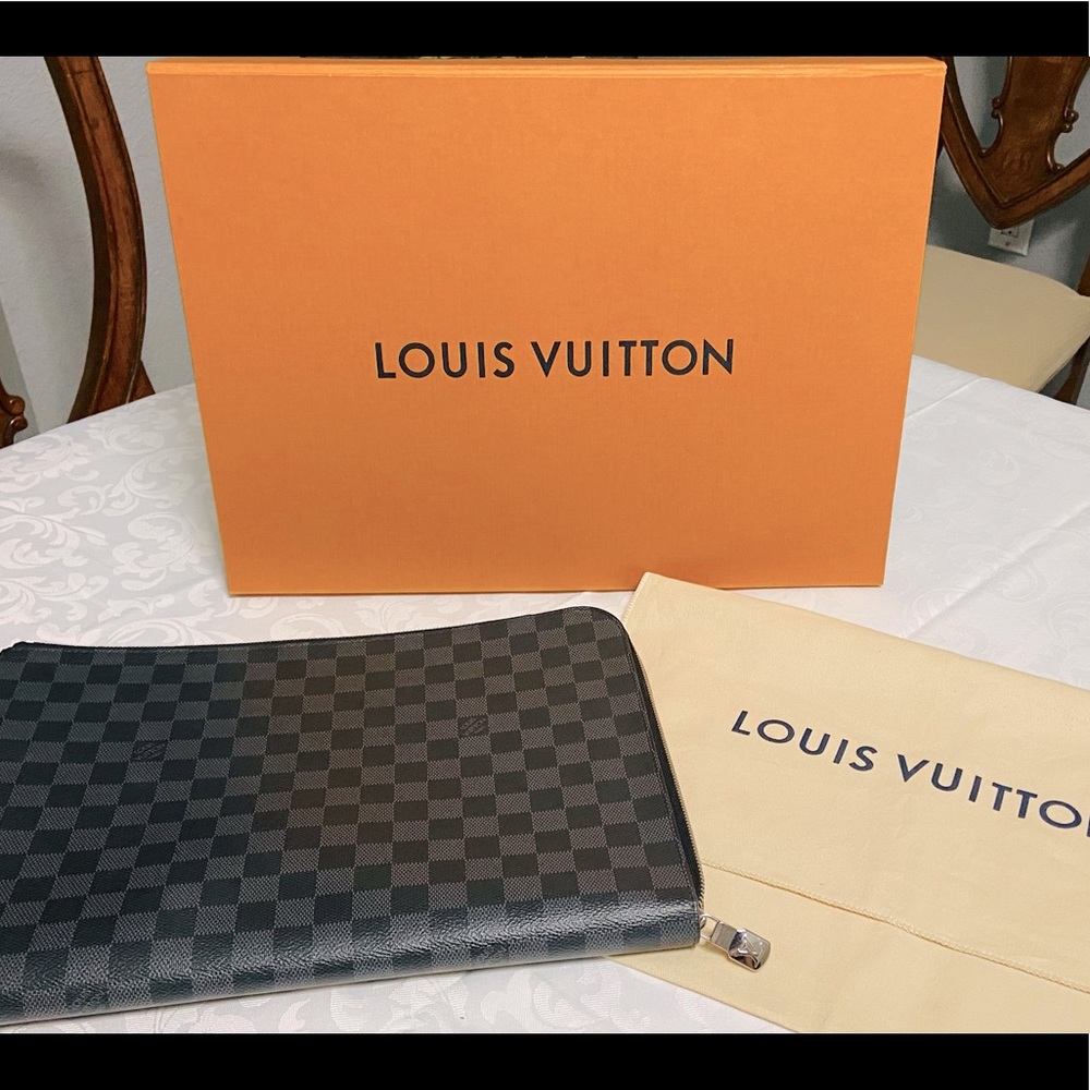 Louis Vuitton Portfolio Pouche